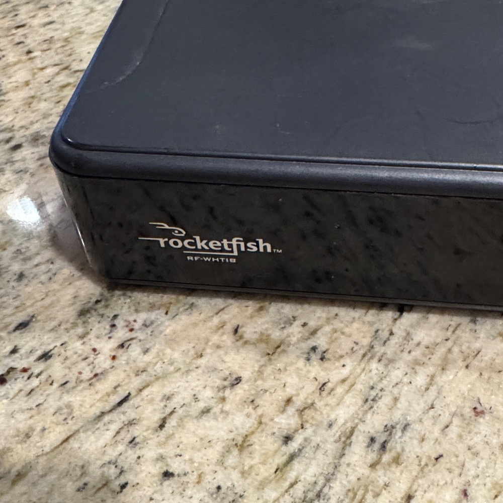 Black Car Audio Amplifier - Picture 3 of 4